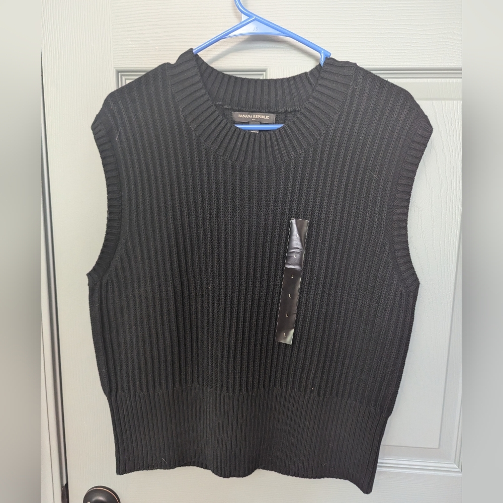Banana Republic Large Navy Sleeveless Sweater